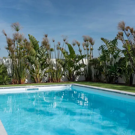 Blue Ericeira - Surf & Family * Encarnacao
