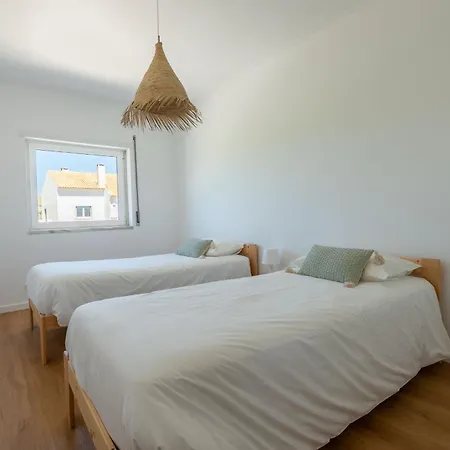 Blue Ericeira - Surf&family